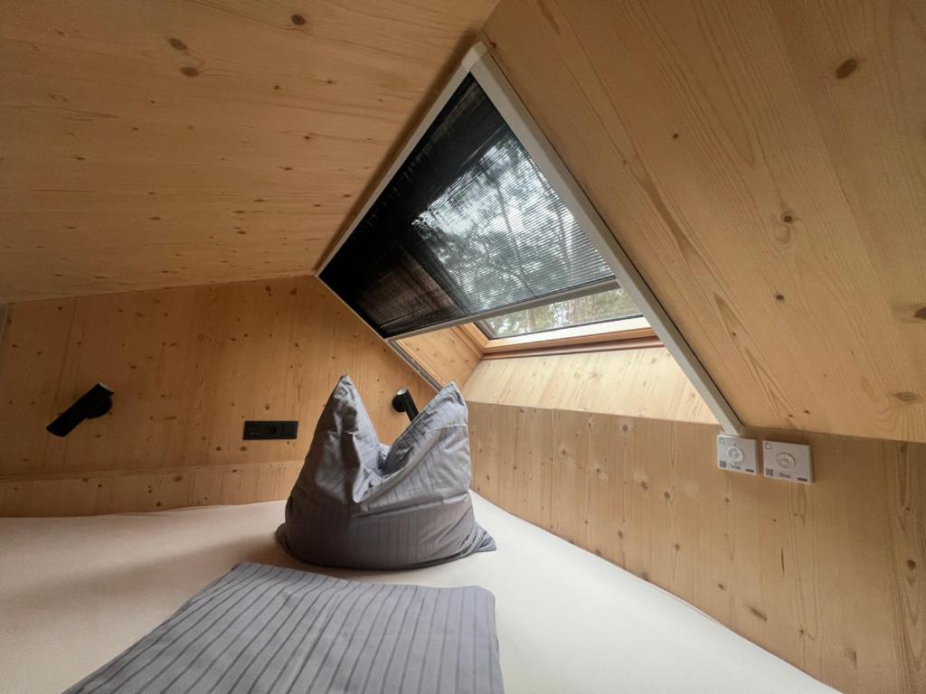 Cabin28